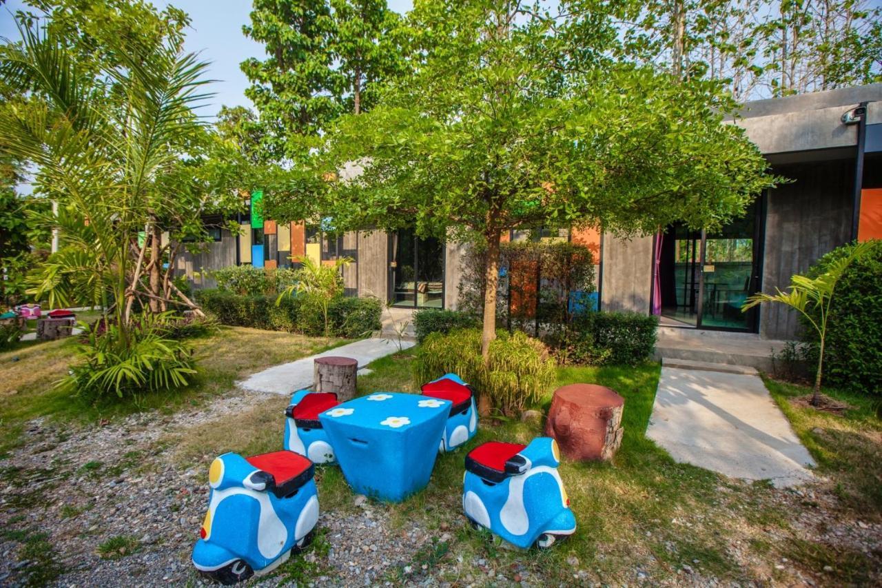 Br2 House Resort Phayao Luaran gambar