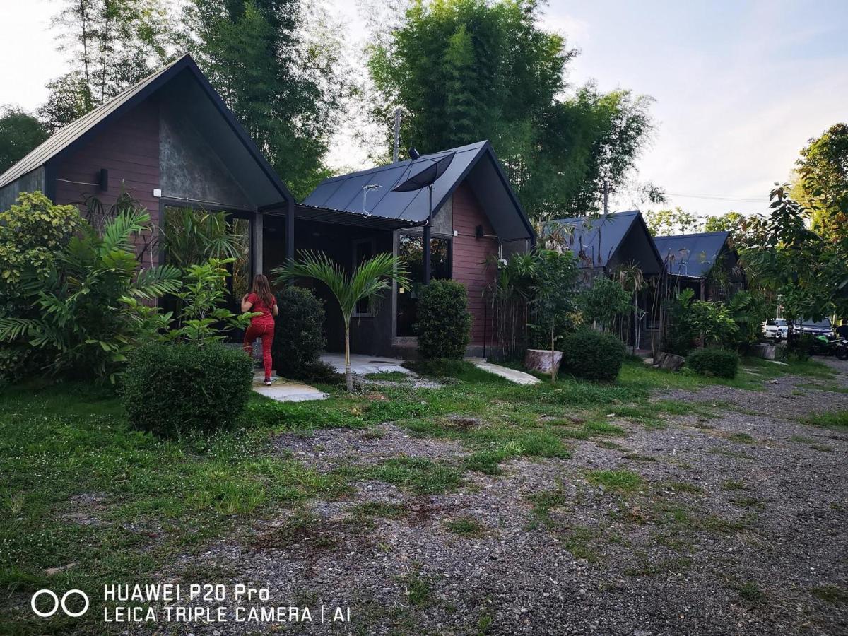 Br2 House Resort Phayao Luaran gambar